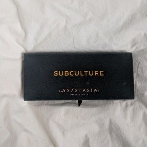 ✨NEW✨ ABH Subculture Palette